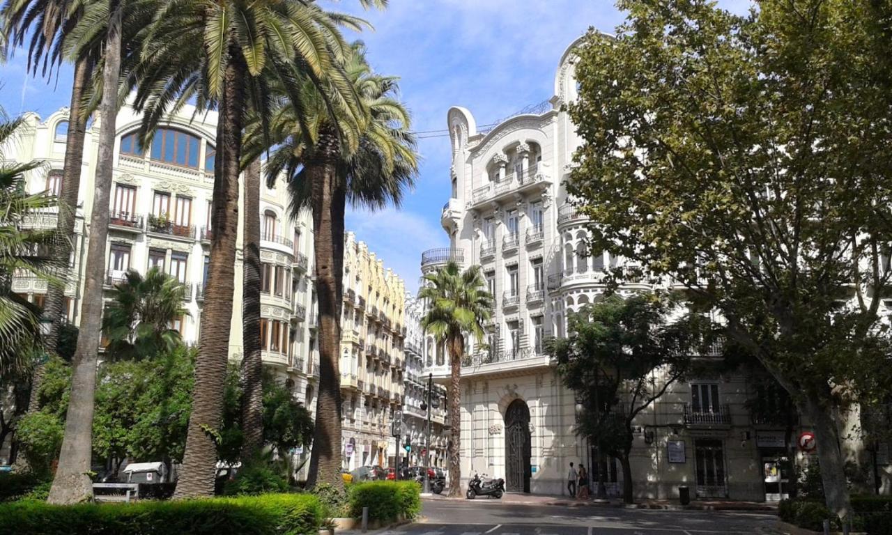 Tranquilo Y Acogedor En El Centro De La Ciudad Apartment Валенсия Екстериор снимка